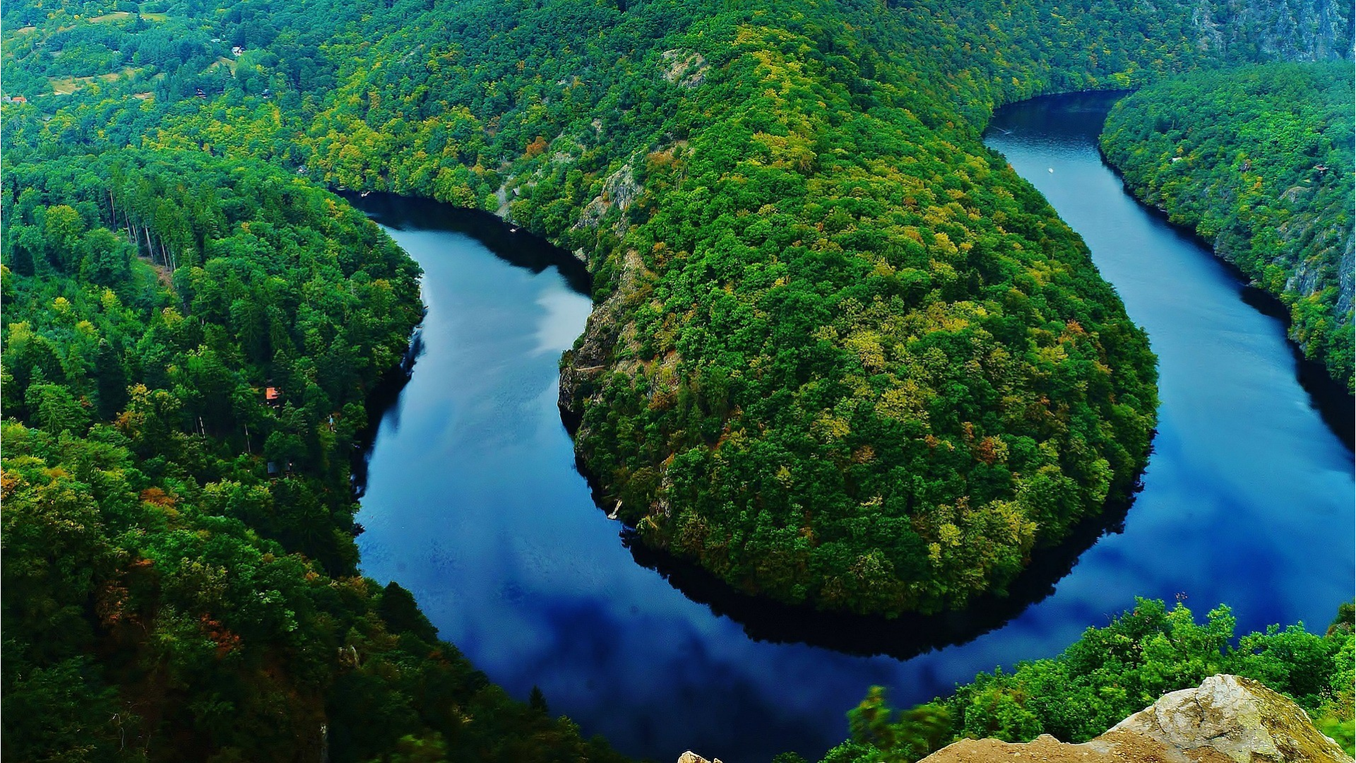 Africa river. Национальный парк Салонга в Африке. Река Конго в Африке. Долина реки Конго. Конго Заир река.